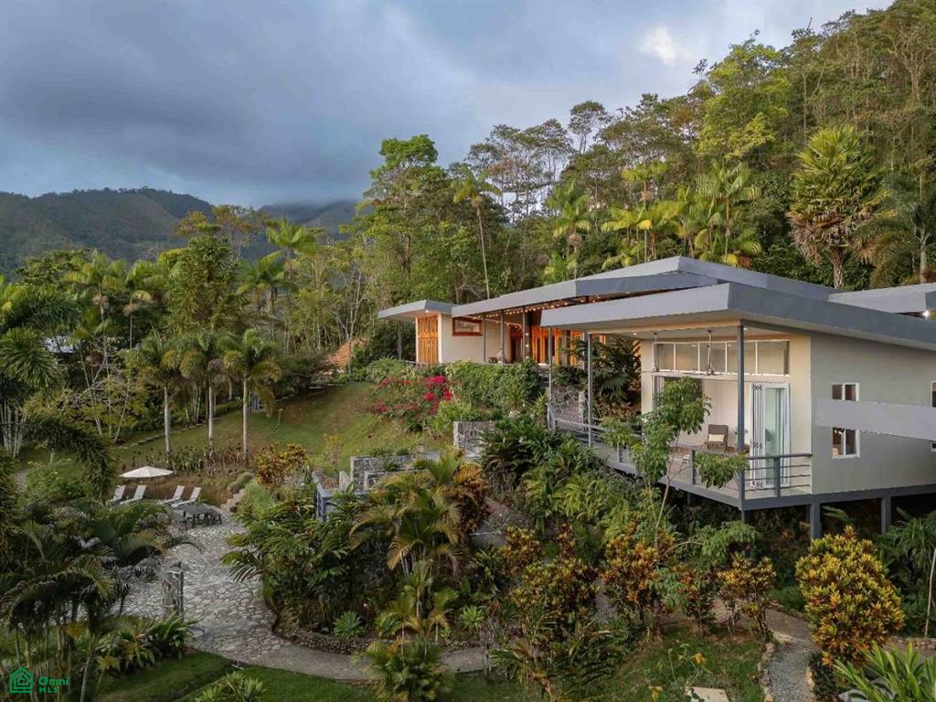 Luxurious Mountain Villa Retreat at the Base of Mt. Chirripo Villa Chirripo, Rivas, Perez Zeledon, San Jose