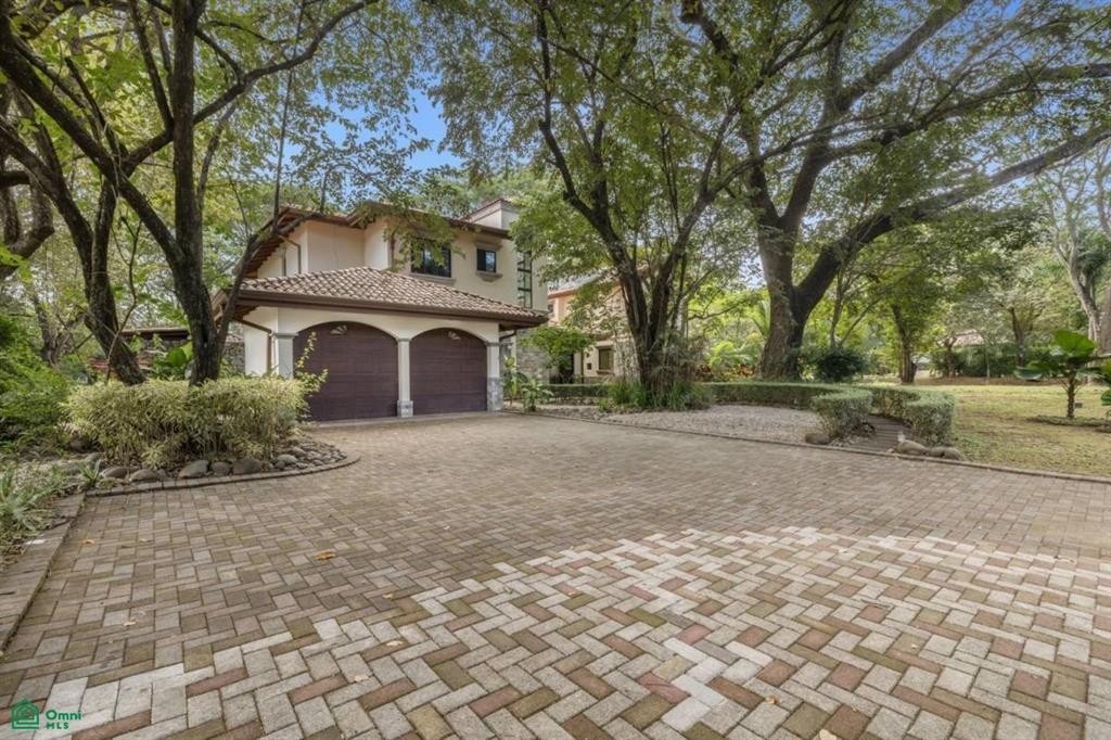 Luxury Home With Guest House Elegant Spanish Style Estate Casa Serenity, Tamarindo, Guanacaste