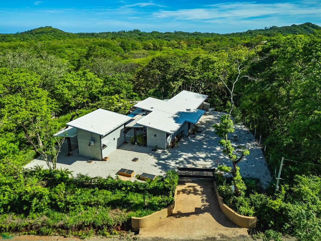 Pool Villa with Guest Studio Private Nature Home, Veintisiete de Abril, Santa Cruz, Guanacaste