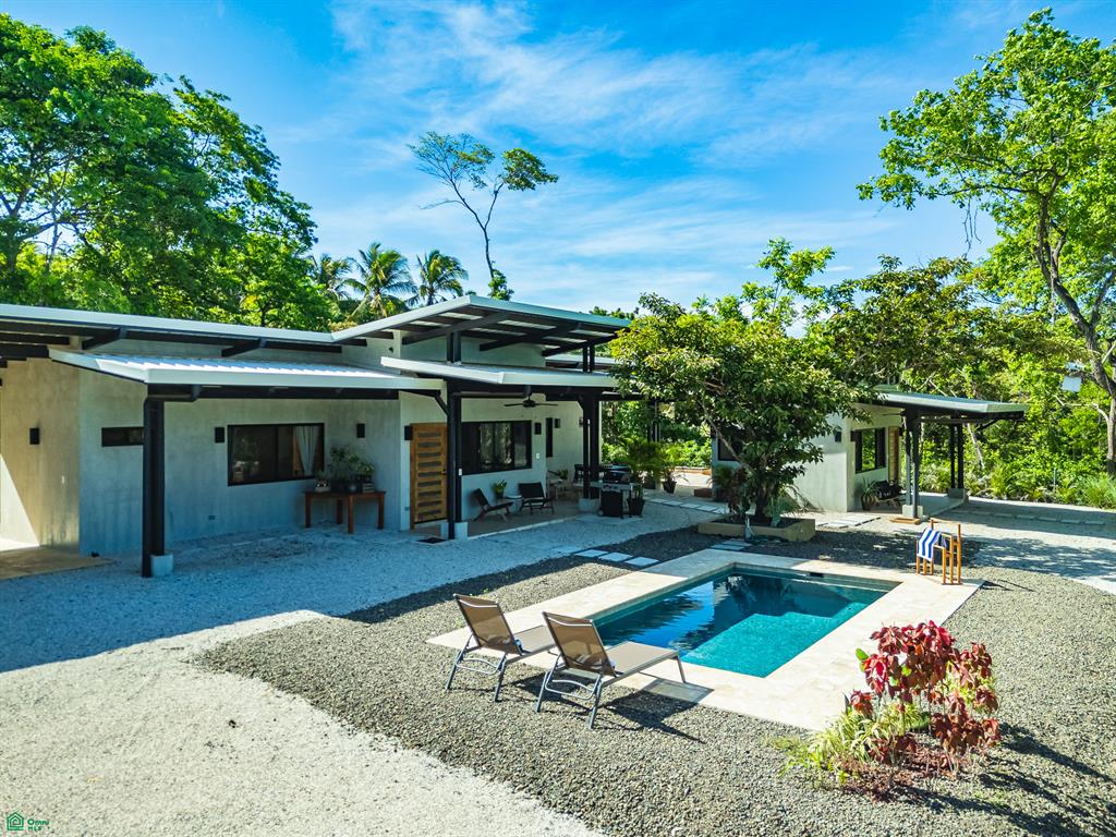 Pool Villa with Guest Studio Private Nature Home, Veintisiete de Abril, Santa Cruz, Guanacaste