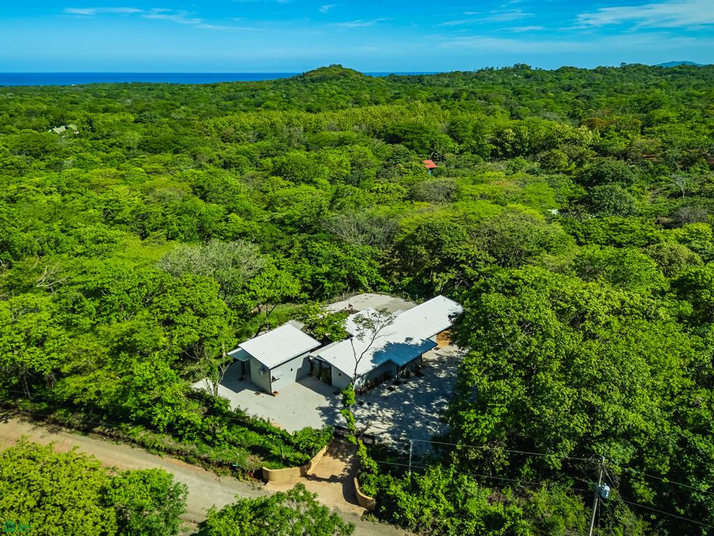 Pool Villa with Guest Studio Private Nature Home, Veintisiete de Abril, Santa Cruz, Guanacaste
