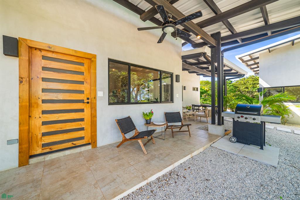 Pool Villa with Guest Studio Private Nature Home, Veintisiete de Abril, Santa Cruz, Guanacaste