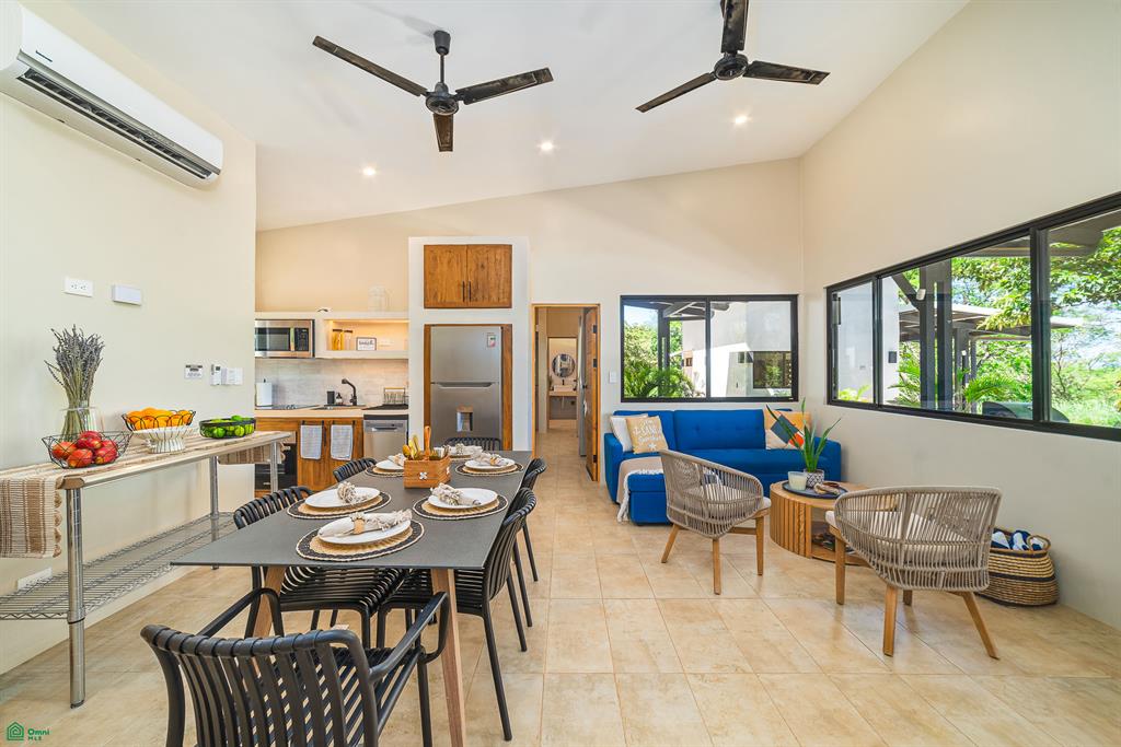 Pool Villa with Guest Studio Private Nature Home, Veintisiete de Abril, Santa Cruz, Guanacaste
