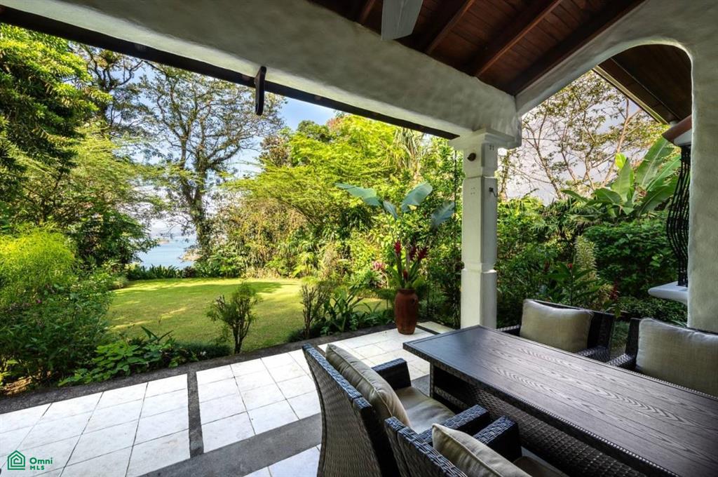 Fully Furnished Colonial Style Home Nuevo Arenal Arenal Lake View Home, Fortuna, Alajuela