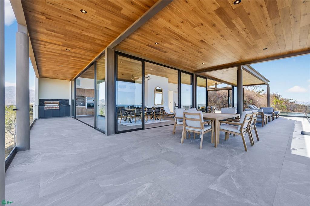 Luxury Hilltop Villa with Ocean Views , Playa Grande, Santa Cruz, Guanacaste