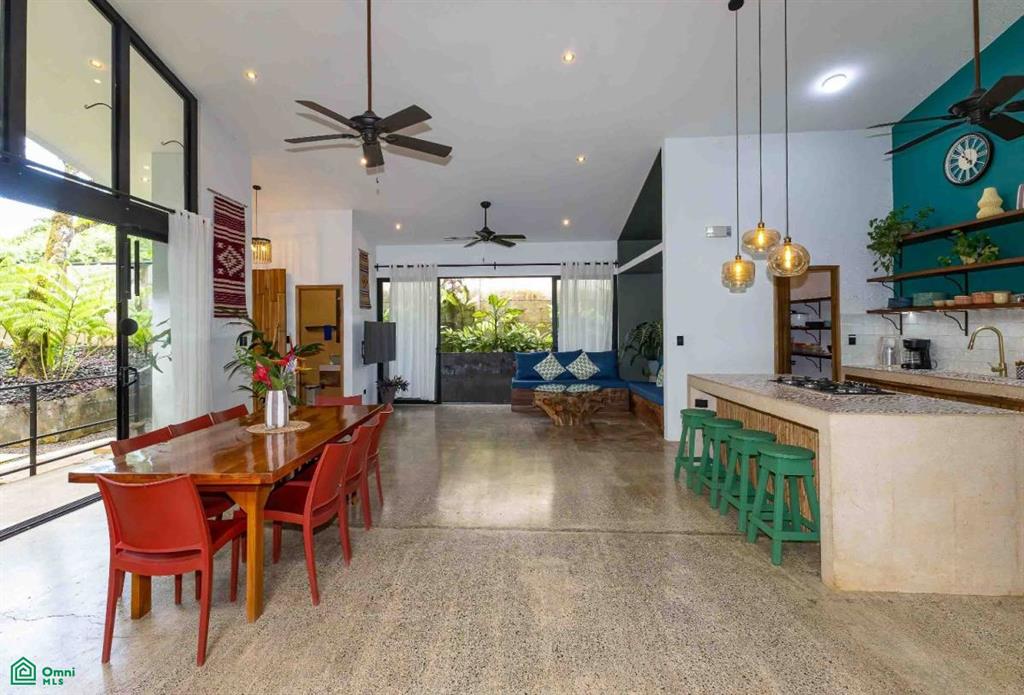 Furnished and Turnkey Home Rainforest Villa with Pool and Creek, Quepos, Quepos, Puntarenas
