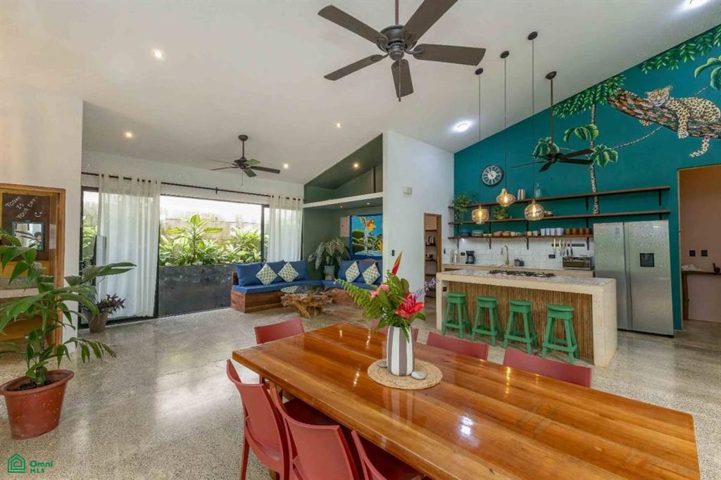 Furnished and Turnkey Home Rainforest Villa with Pool and Creek, Quepos, Quepos, Puntarenas