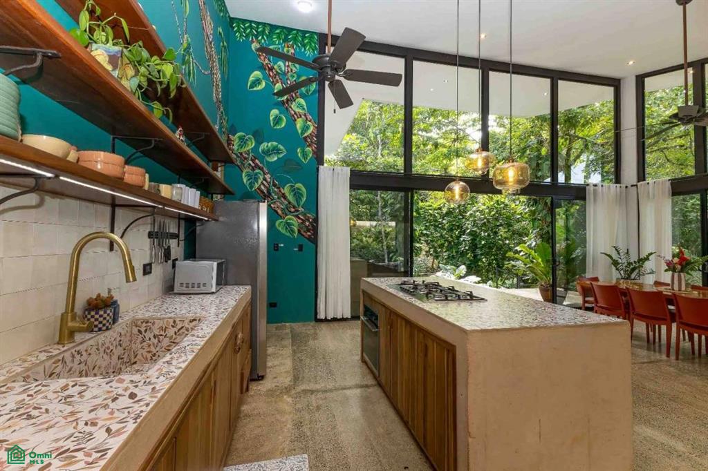 Furnished and Turnkey Home Rainforest Villa with Pool and Creek, Quepos, Quepos, Puntarenas