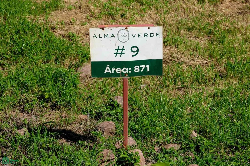 Secure Lot in Family Community , Tamarindo, Guanacaste