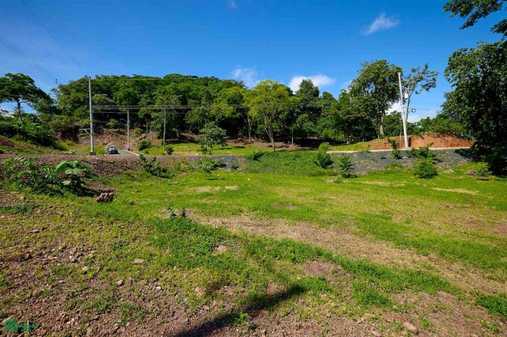 Secure Lot in Family Community , Tamarindo, Guanacaste