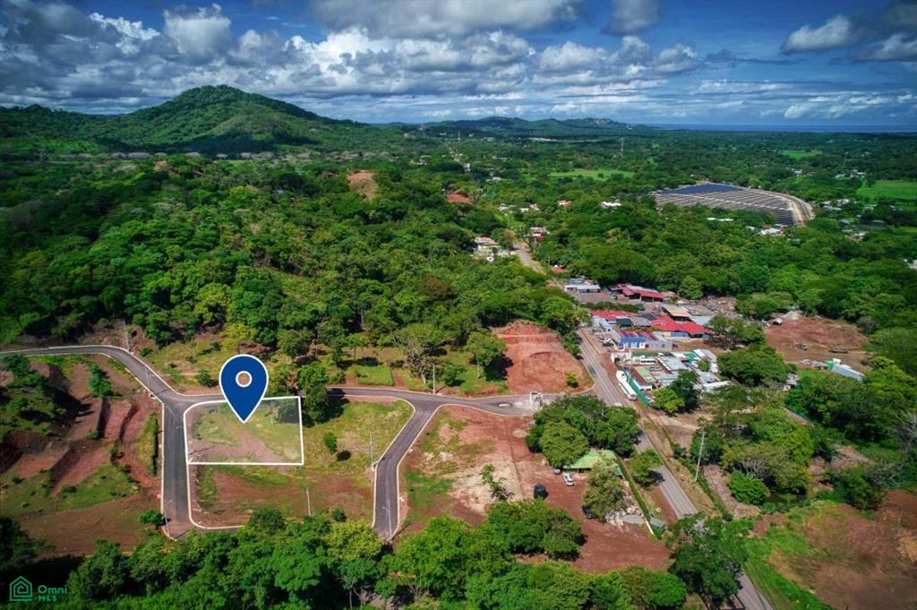 Secure Lot in Family Community , Tamarindo, Guanacaste