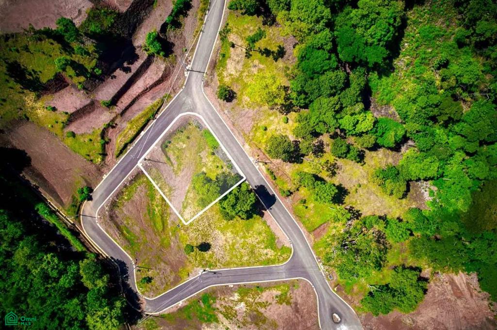 Secure Lot in Family Community , Tamarindo, Guanacaste