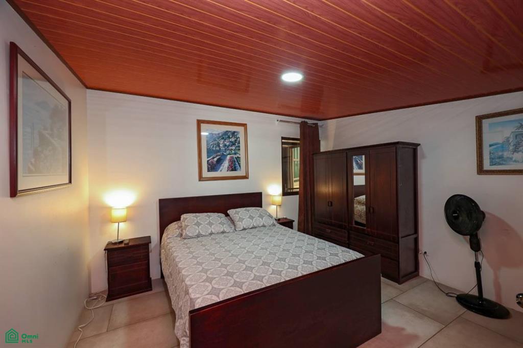 Prime location home