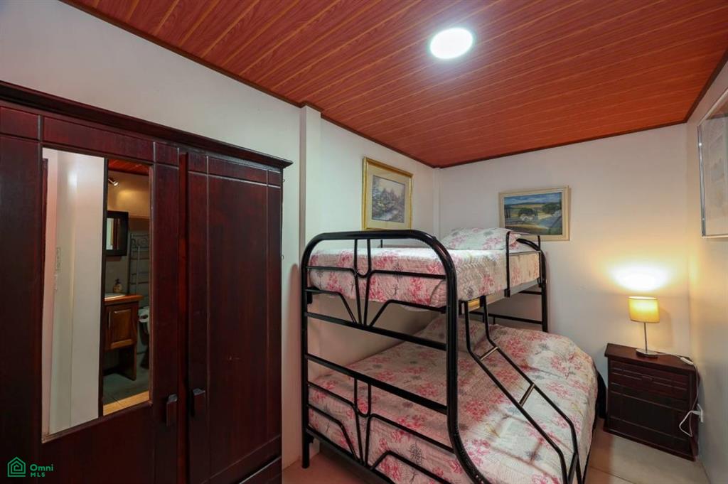 Prime location home