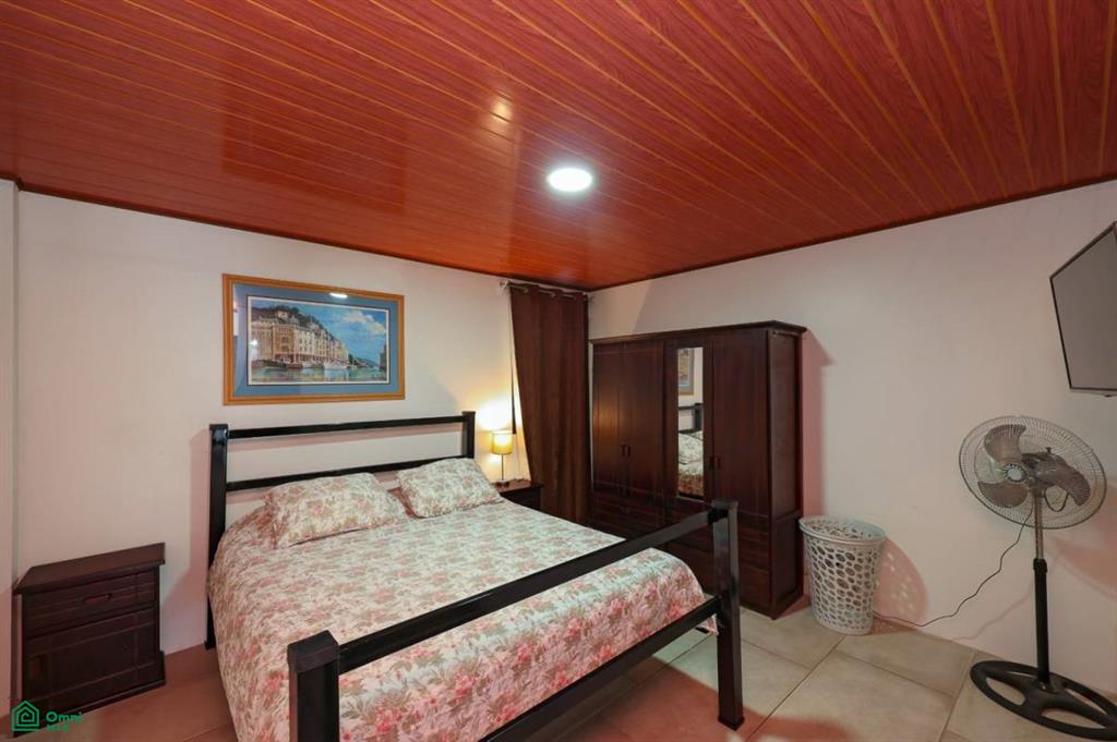 Prime location home