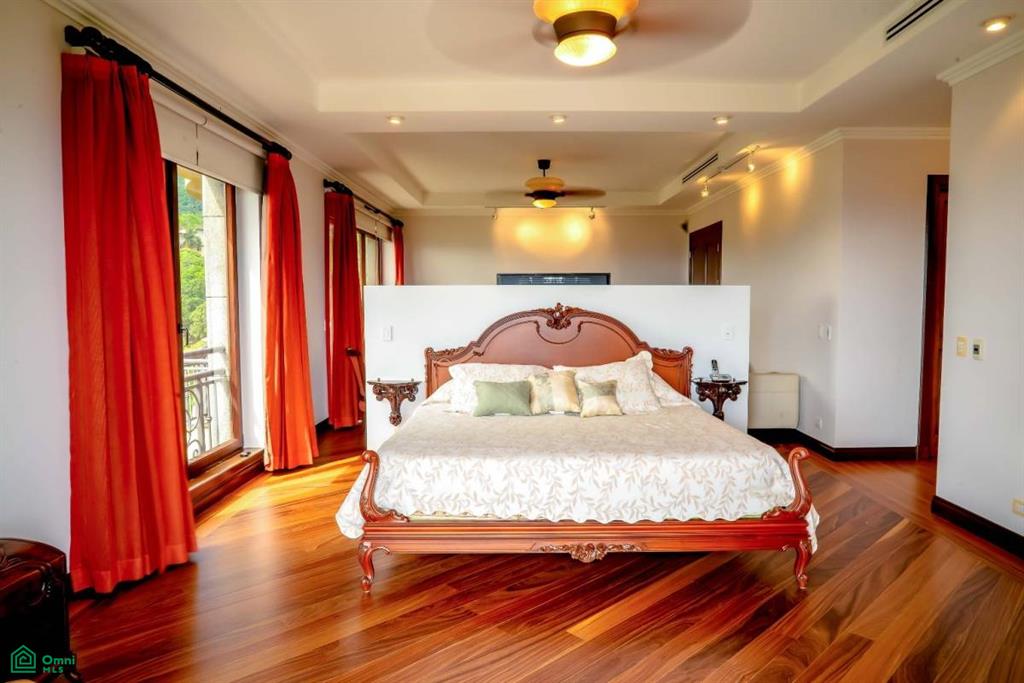Exclusive Apartment With Views , Jaboncillos, San Jose