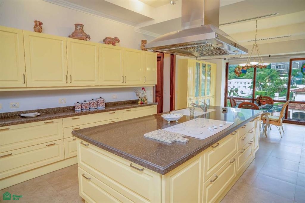 Exclusive Apartment With Views , Jaboncillos, San Jose