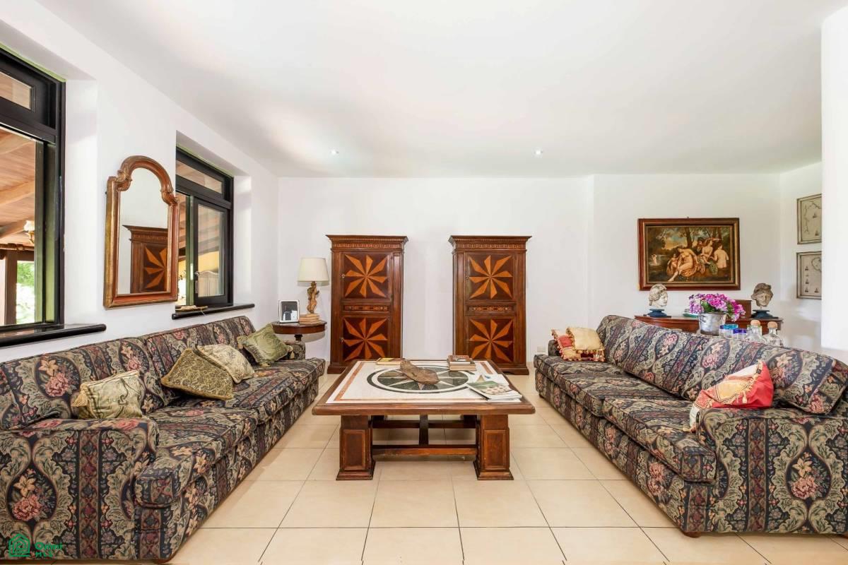 Italian Villa With Views , Piedades, San Jose