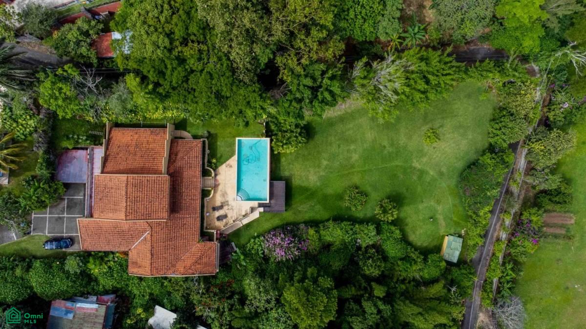 Italian Villa With Views , Piedades, San Jose