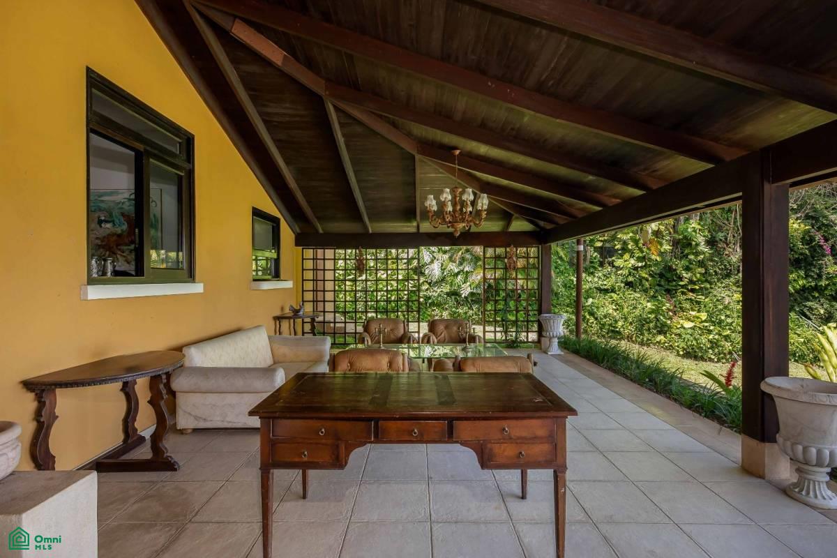 Italian Villa With Views , Piedades, San Jose