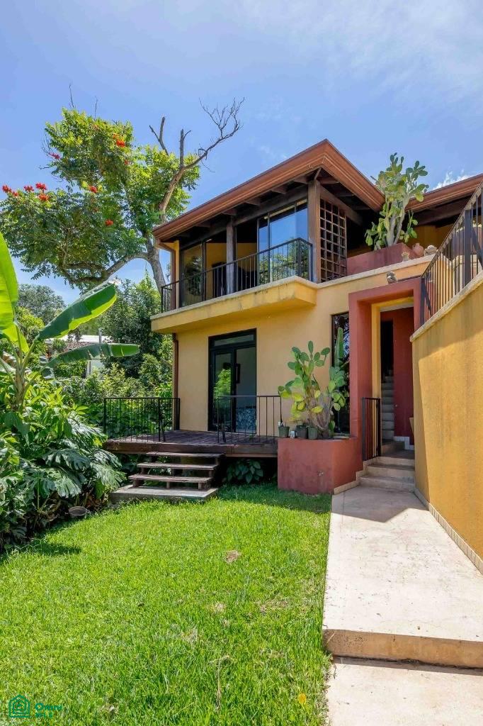 Italian Villa With Views , Piedades, San Jose