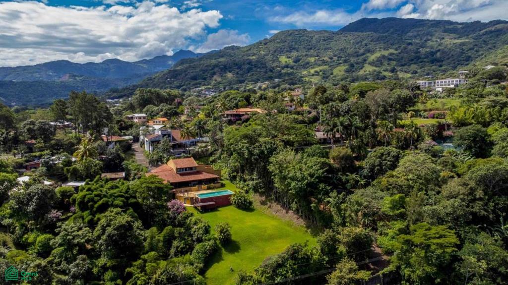 Italian Villa With Views , Piedades, San Jose