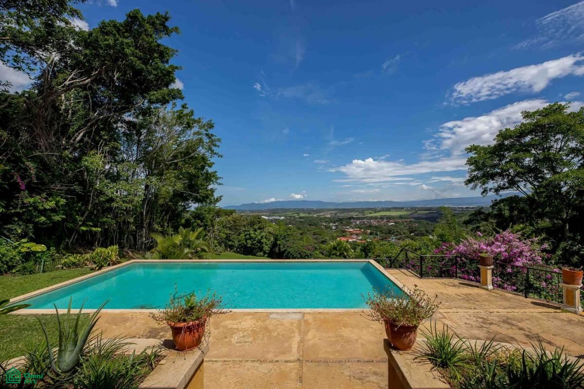 Italian Villa With Views , Piedades, San Jose