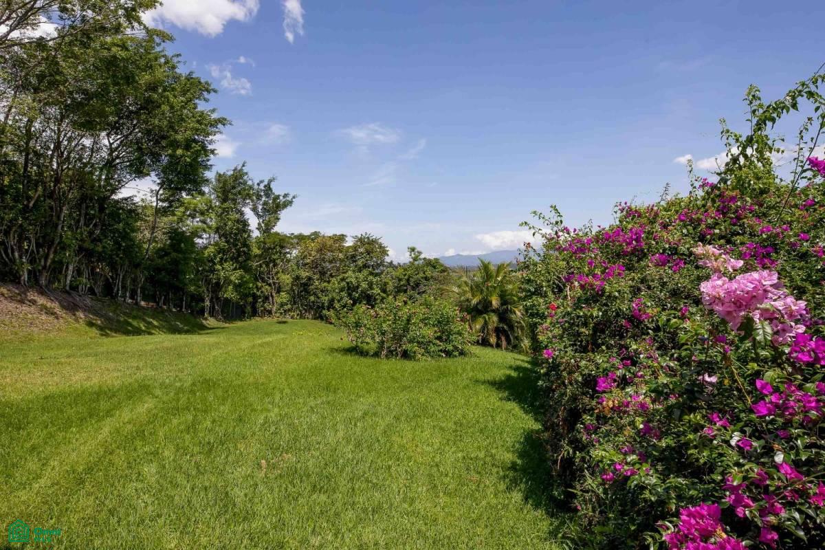 Italian Villa With Views , Piedades, San Jose