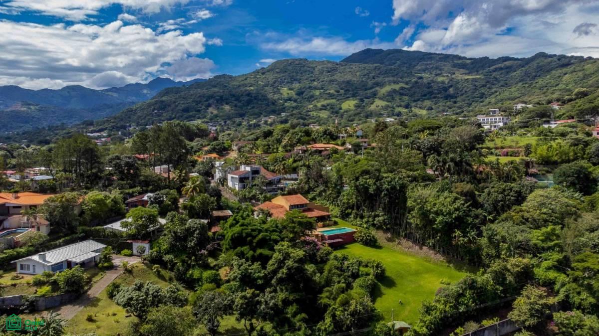 Italian Villa With Views , Piedades, San Jose