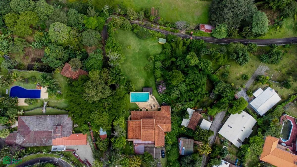 Italian Villa With Views , Piedades, San Jose