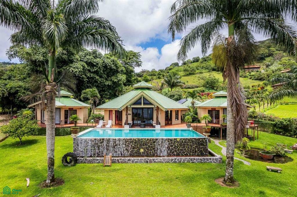 Luxury Lakefront Villa , Arenal, Guanacaste