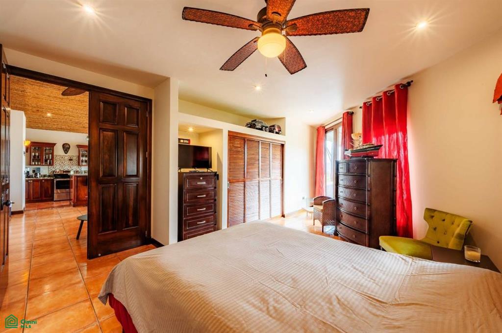 Luxury Lakefront Villa , Arenal, Guanacaste