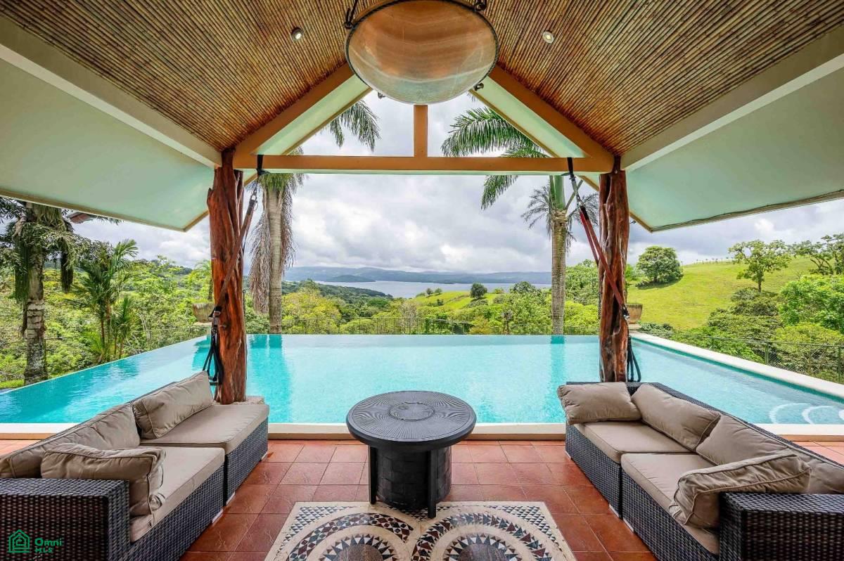 Luxury Lakefront Villa , Arenal, Guanacaste