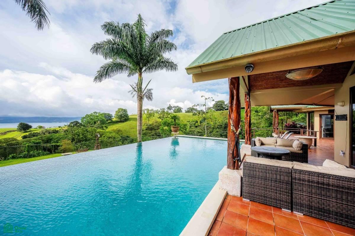 Luxury Lakefront Villa , Arenal, Guanacaste