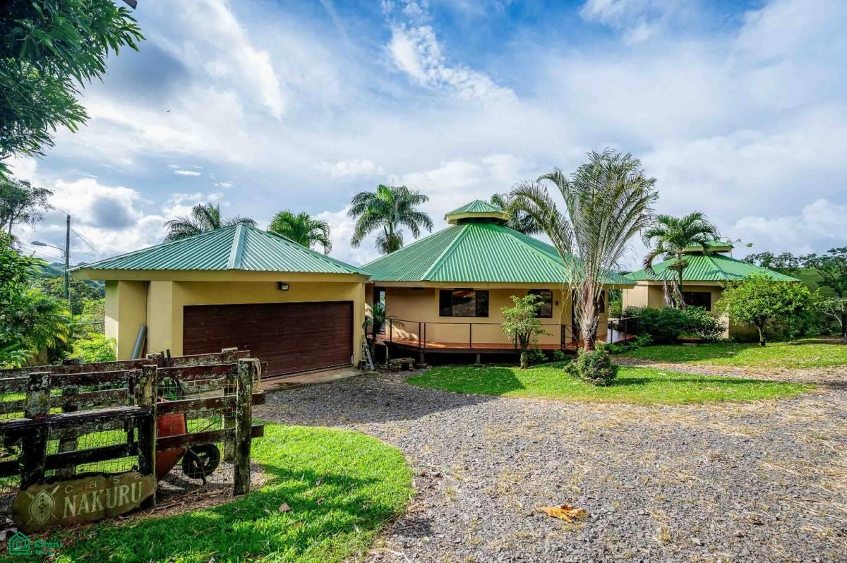 Luxury Lakefront Villa , Arenal, Guanacaste
