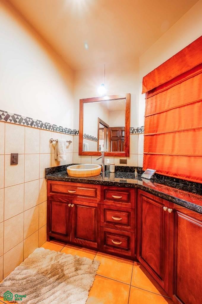 Luxury Lakefront Villa , Arenal, Guanacaste