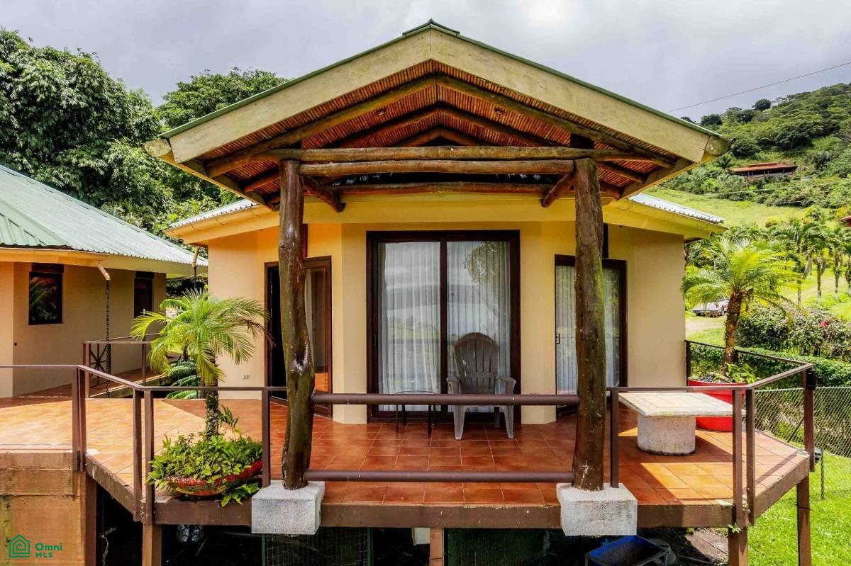 Luxury Lakefront Villa , Arenal, Guanacaste