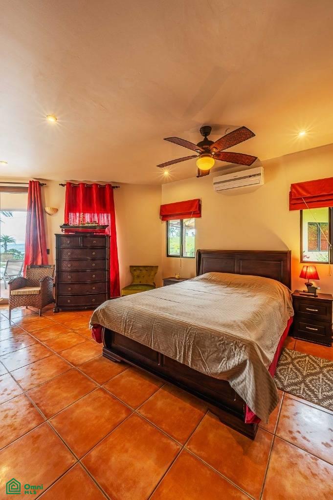 Luxury Lakefront Villa , Arenal, Guanacaste