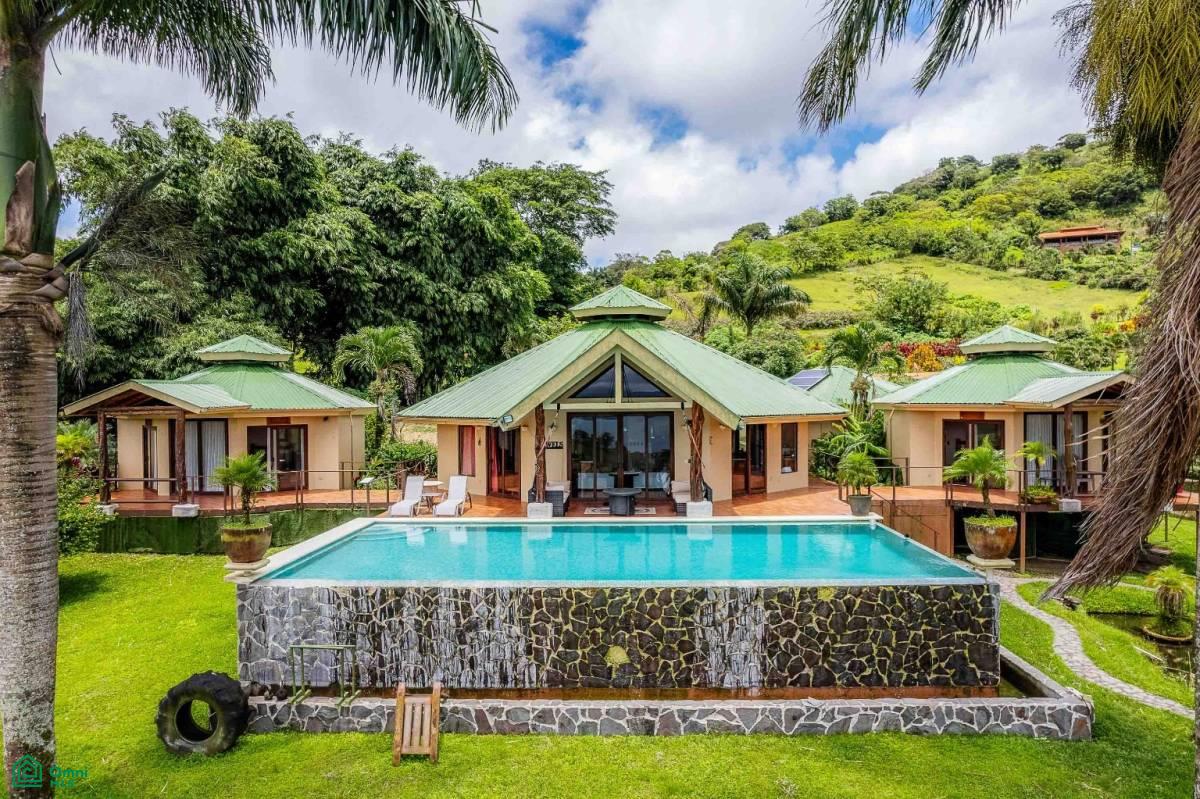 Luxury Lakefront Villa , Arenal, Guanacaste