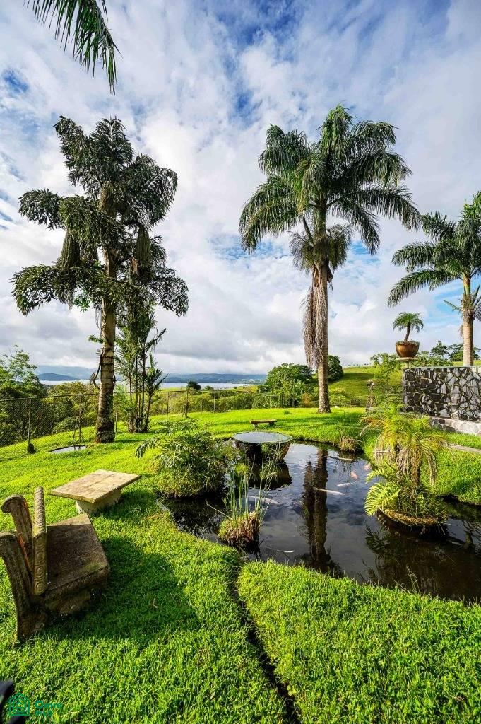 Luxury Lakefront Villa , Arenal, Guanacaste