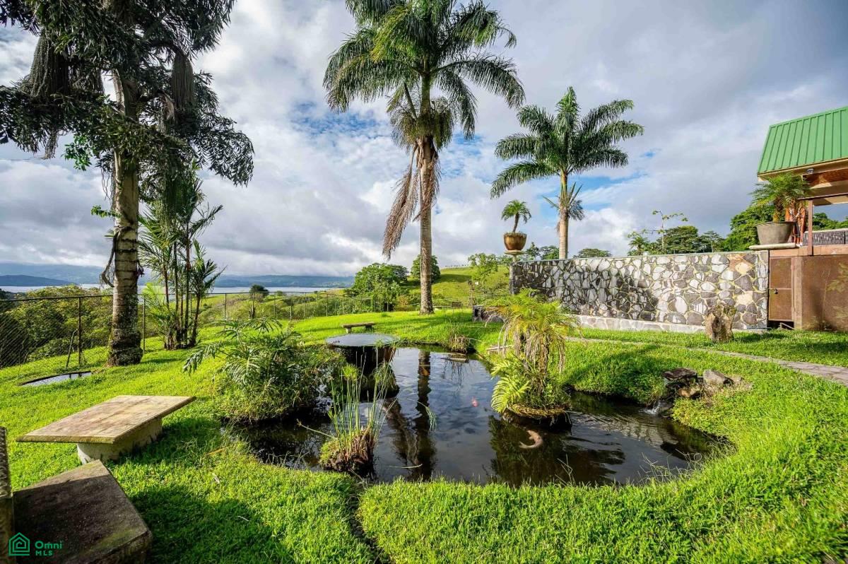 Luxury Lakefront Villa , Arenal, Guanacaste