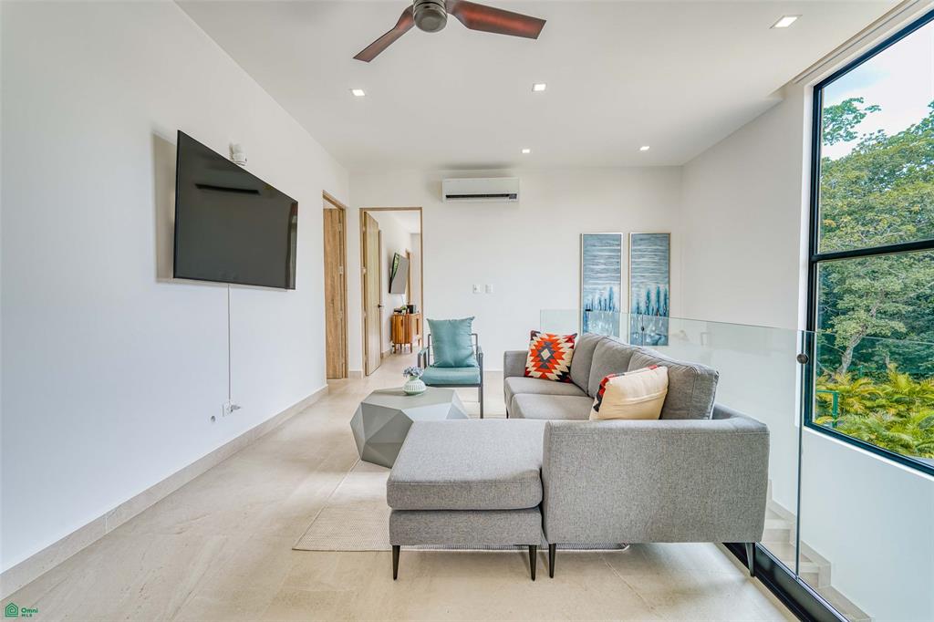 Four Bedroom Luxury Townhome
