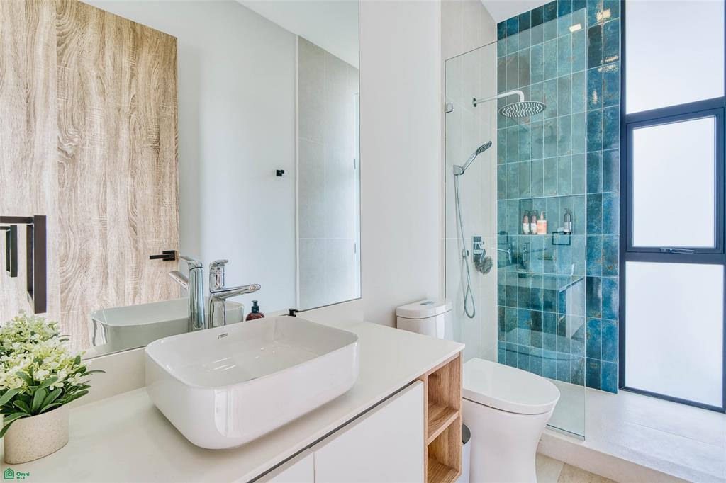 Four Bedroom Luxury Townhome