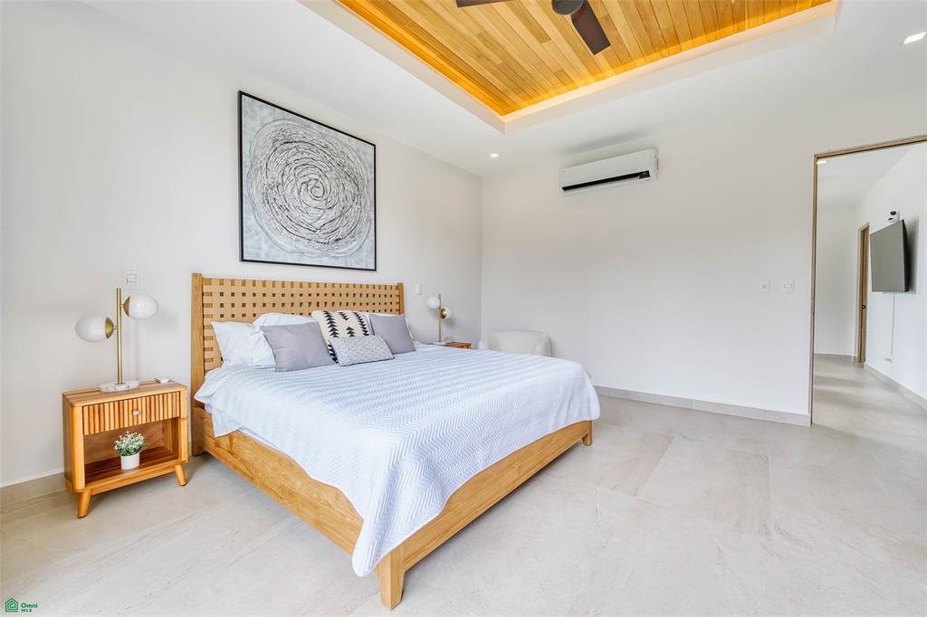 Four Bedroom Luxury Townhome