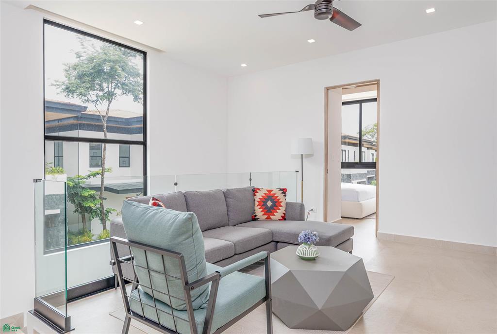 Four Bedroom Luxury Townhome