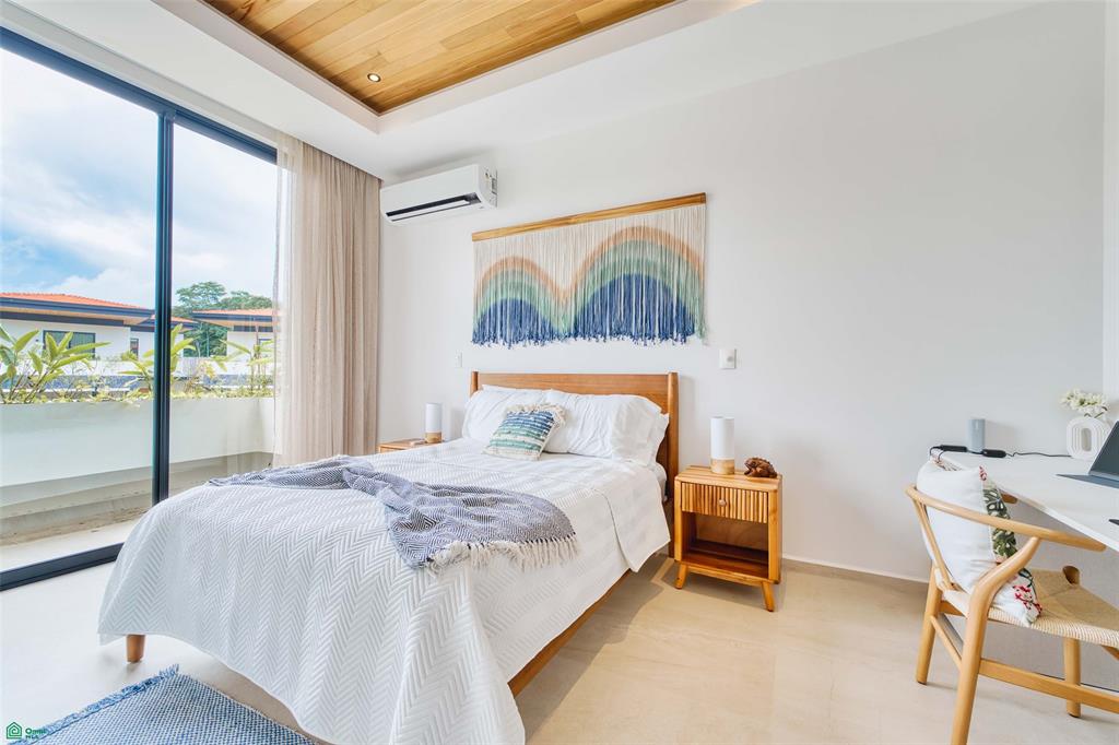 Four Bedroom Luxury Townhome