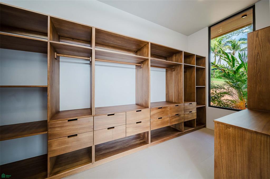 Brand New Luxury Residence
