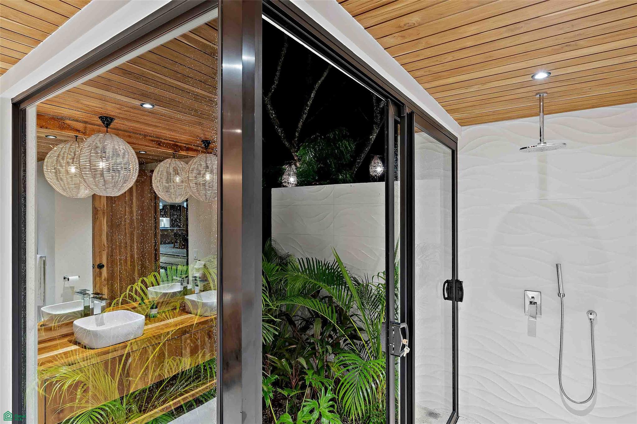 Private Luxury Retreat