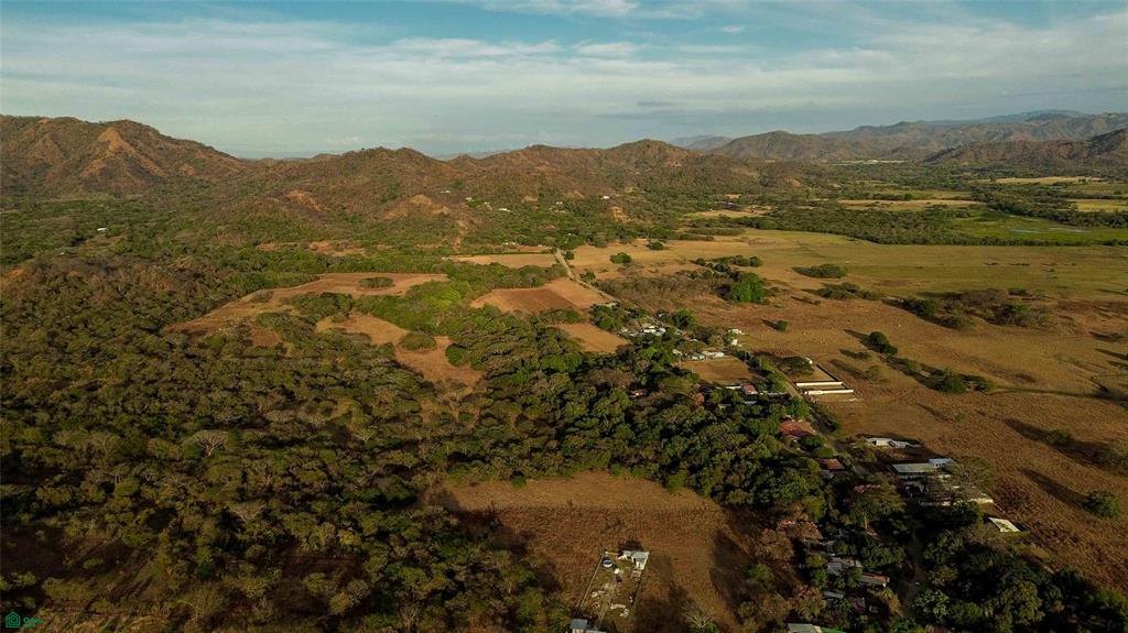 Prime Parcel in a Natural Oasis