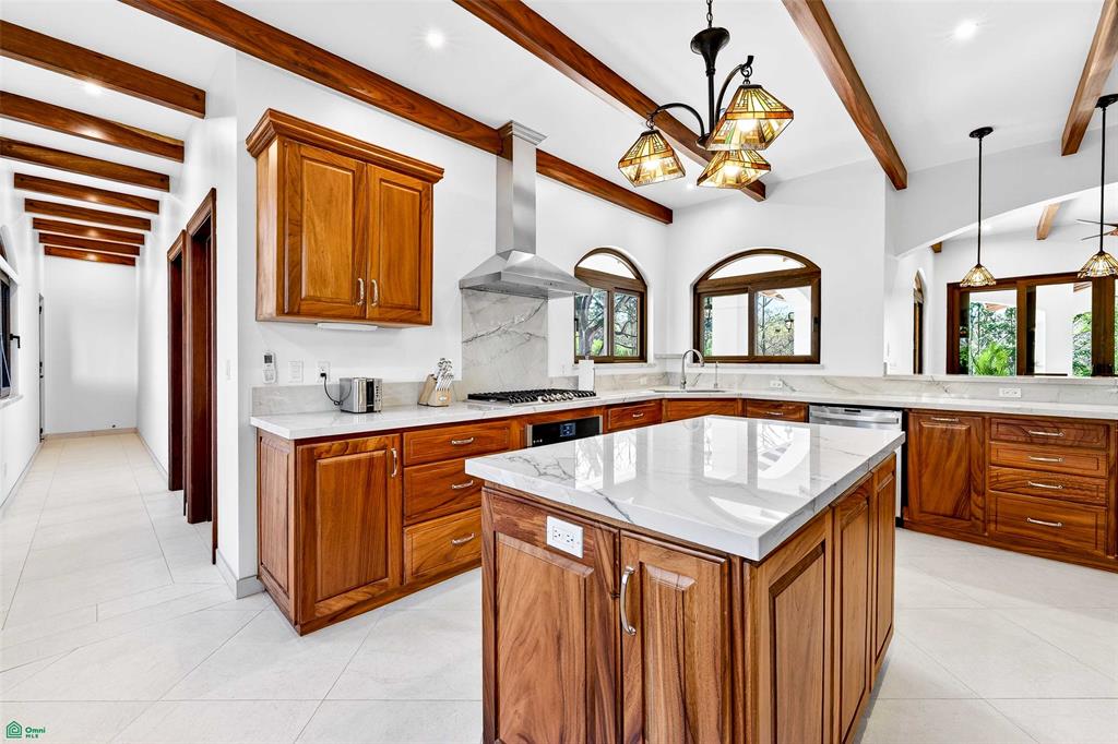 Brand New Luxury Home